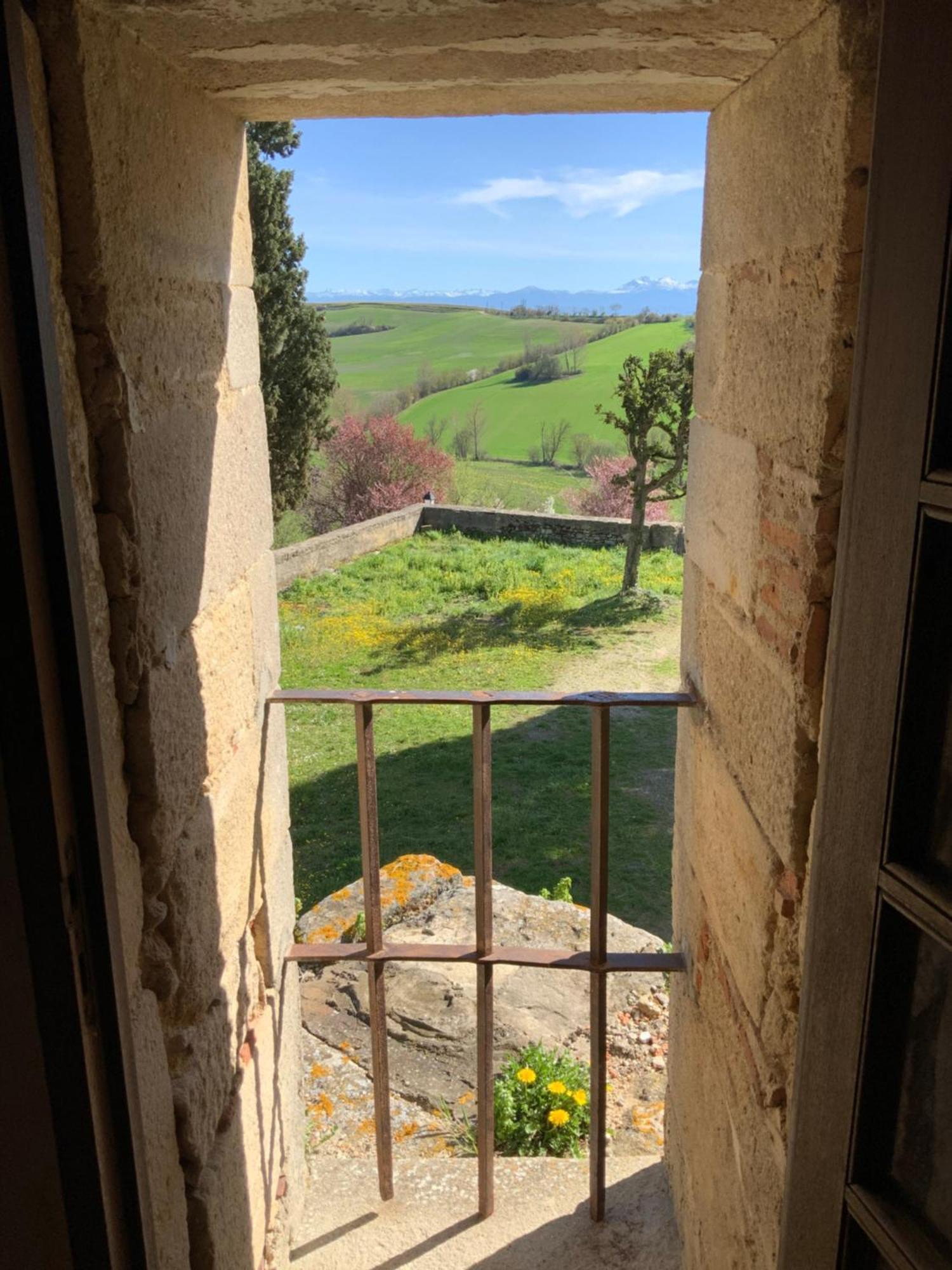 Chateau De Mézerville Buitenkant foto